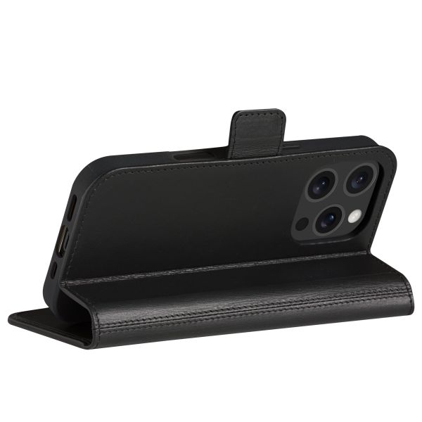 dbramante1928 Copenhagen Bookcase Apple iPhone 16 Pro - Zwart