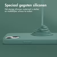 Accezz Liquid Silicone Backcover met MagSafe Apple iPhone 16 - Donkergroen