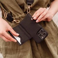 Dutchies MagSafe Backcover met pashouder Apple iPhone 13 Pro Max - Zwart