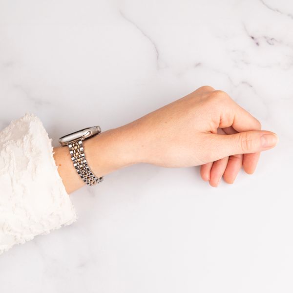 Selencia Slim Steel Jubilee Inspired schakelbandje Apple Watch Series 1 t/m 9 / SE (38/40/41 mm) | Series 10 / 11 (42 mm) - Zilver & Rosé Goud