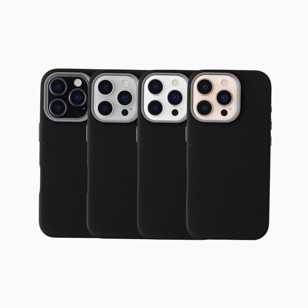 Accezz Mesh Backcover met MagSafe Apple iPhone 16 Pro - Zwart