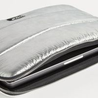 Wouf Quilted Laptop hoes 13-14 inch - Laptopsleeve - Glossy Silver