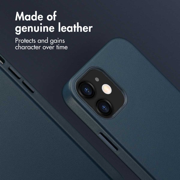 Accezz Leather Back Cover with MagSafe Apple iPhone 12 (Pro) - Nightfall Blue