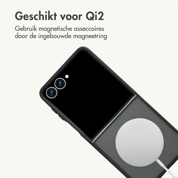 imoshion Color Guard Backcover met MagSafe Samsung Galaxy Z Flip 8 - Zwart