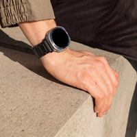 Accezz Mat Titanium bandje voor de Samsung Galaxy Watch Ultra (2024/2025) - Zwart