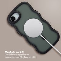 Selencia Wavy Backcover met MagSafe Apple iPhone 16e - Zwart