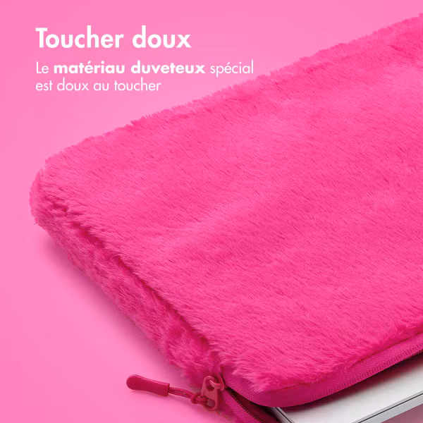 imoshion Fluffy Laptop hoes 15-16 inch - Laptopsleeve - Hot Pink
