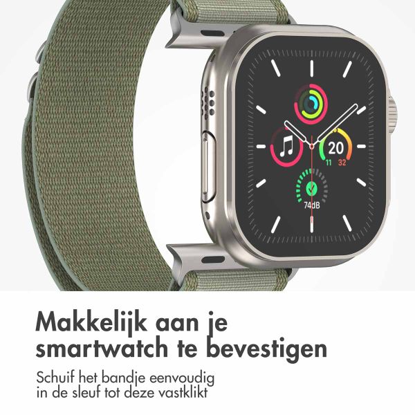 imoshion Nylon Alpine bandje Apple Watch Series 1 t/m 9 / SE (38/40/41 mm) | Series 10 / 11 (42 mm) - Olive Green