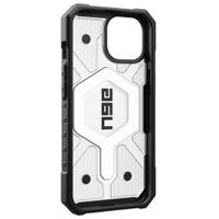 UAG Pathfinder Backcover MagSafe Apple iPhone 15 - Ice Clear