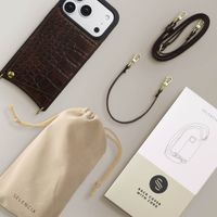 Selencia Nova Croco Telefoonhoes met Koord en Pashouder Apple iPhone 17 Pro - Choco Brown