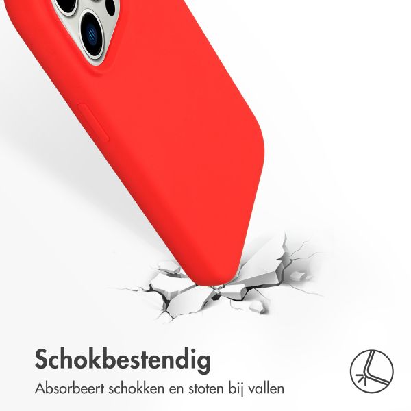 Accezz Liquid Silicone Backcover met MagSafe Apple iPhone 14 Pro - Rood