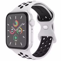 imoshion Sport⁺ bandje Apple Watch Series 1 t/m 9 / SE (38/40/41 mm) | Series 10 / 11 (42 mm) - Maat S/M - Pure Platinum & Black