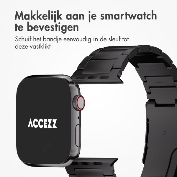 Accezz Mat Titanium bandje Apple Watch Series 1 t/m 9 / SE (38/40/41 mm) | Series 10 / 11 (42 mm) - Zwart