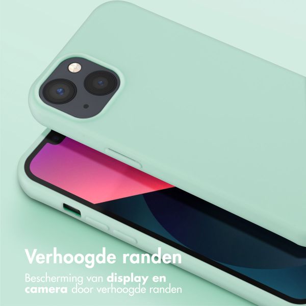 Selencia Siliconen hoesje met afneembaar koord iPhone 13 - Turquoise