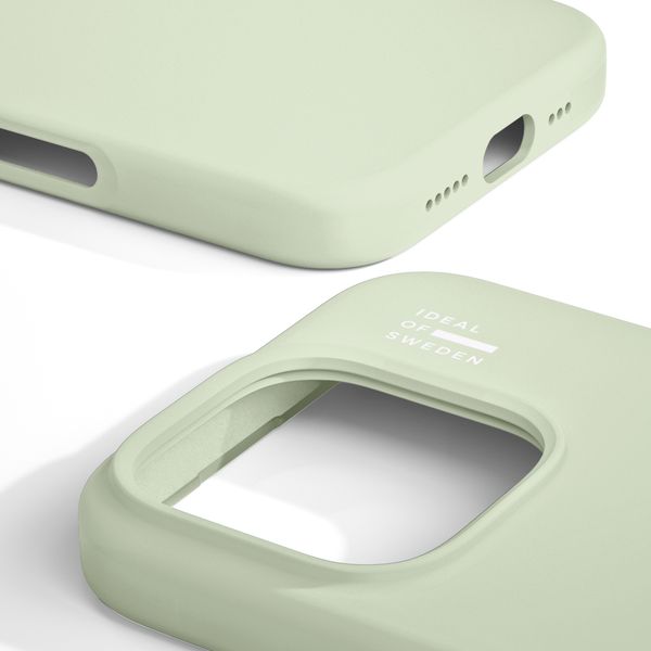 iDeal of Sweden Silicone Case met MagSafe Apple iPhone 16 Pro Max - Sage Green