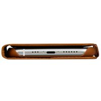 dbramante1928 Copenhagen Bookcase Apple iPhone SE (2022 / 2020) / 8 / 7 - Bruin