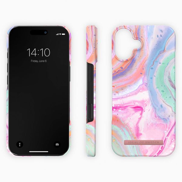 iDeal of Sweden Fashion Backcover iPhone 16 - Pastel Marble