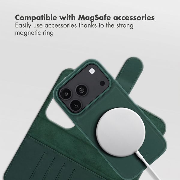 Accezz Edge detachable Bookcase with MagSafe Apple iPhone 18 Pro / 17 Pro - Green