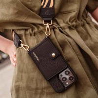 Dutchies MagSafe Backcover met pashouder Apple iPhone 13 Pro Max - Zwart