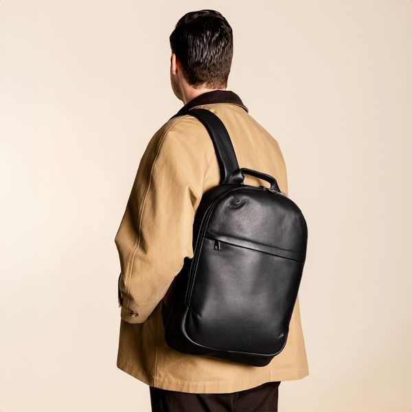 Accezz Leather Laptop rugzak 16 inch - Zwart