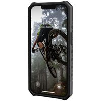 UAG Monarch Backcover iPhone 13 - Kevlar Black