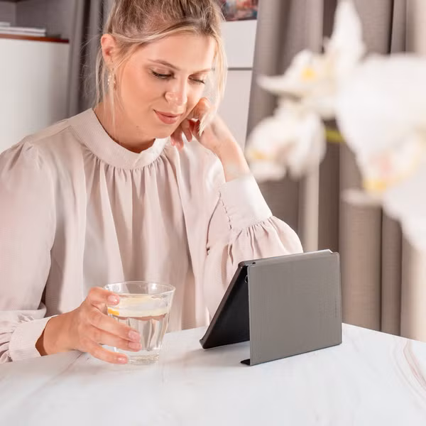 imoshion Slim Hard Case Bookcase Kobo Libra 2 / Tolino Vision 6 - Zwart