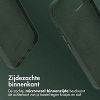 Accezz MagSafe Leather Backcover Apple iPhone 15 - Cedar Green