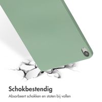 Accezz Liquid Silicone Backcover met penhouder Apple iPad Air 11 inch (2025) M3 / (2024) M2 / Air 5 (2022) / Air 4 (2020) - Lichtgroen