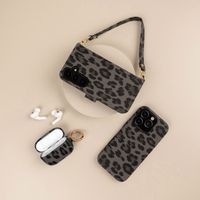 Selencia Sabi Back Cover Panther Print with MagSafe Apple iPhone 16 - Midnight Black