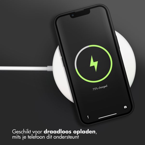 Accezz Liquid Silicone Backcover Apple iPhone 13 Pro - Zwart