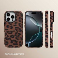 Selencia Sabi Backcover Panterprint met MagSafe Apple iPhone 16 Pro - Mocha Brown