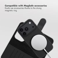 Accezz Edge detachable Bookcase with MagSafe Apple iPhone 18 Pro / 17 Pro - Black