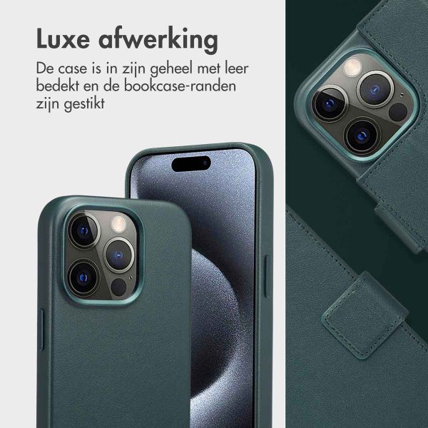 Accezz Leather Bookcase 2-in-1 met MagSafe Apple iPhone 15 Pro - Cedar Green