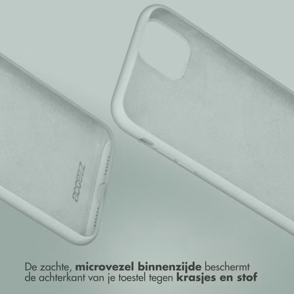 Accezz Liquid Silicone Backcover Apple iPhone SE (2022 / 2020) / 8 / 7 - Sky Blue