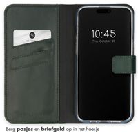 Selencia Echt Leren Bookcase Apple iPhone 15 Pro - Groen