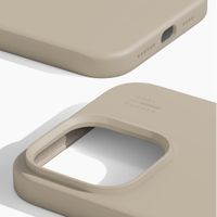 iDeal of Sweden Silicone Case met MagSafe Apple iPhone 14 Pro Max - Beige