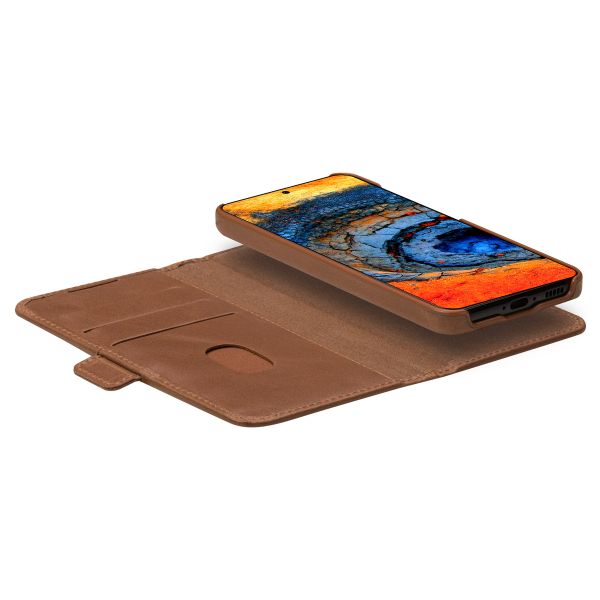 dbramante1928 Lynge Bookcase Samsung Galaxy A56 - Tan