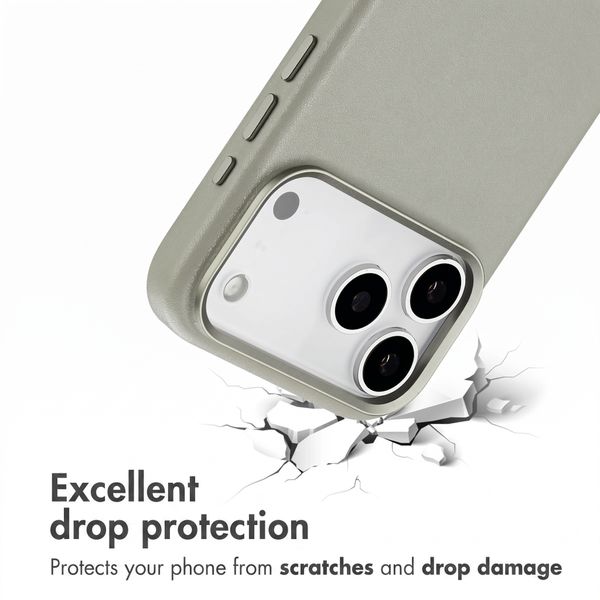 Accezz Leather Case with MagSafe Apple iPhone 18 Pro / 17 Pro - Light Grey