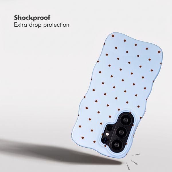 Selencia Vivid Wavy Back Cover with MagSafe Samsung Galaxy S26 Ultra - Happy Dots Digital Sky