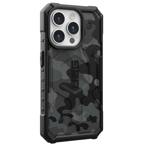 UAG Pathfinder Backcover iPhone 15 Pro - Midnight Camo