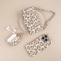 Selencia Sabi Back Cover Panther Print with MagSafe Apple iPhone 17e / 16e - Soft Ivory