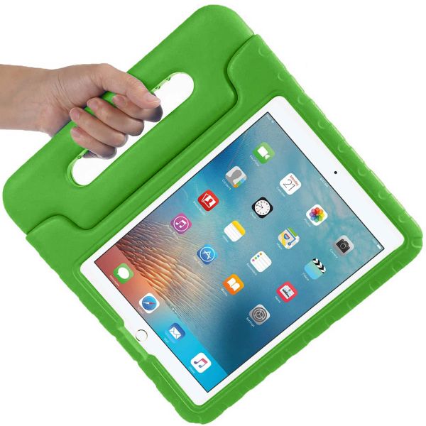 imoshion Kidsproof Backcover met handvat Apple iPad 6 (2018) 9.7 inch / iPad 5 (2017) 9.7 inch - Groen