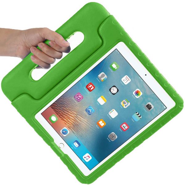 imoshion Kidsproof Backcover met handvat iPad 6 (2018) / iPad 5 (2017) - Groen