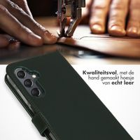 Selencia Echt Lederen Bookcase Samsung Galaxy A25 (5G) - Groen