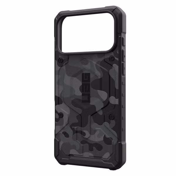 UAG Pathfinder Backcover MagSafe Apple iPhone 17 Pro - Midnight Camo