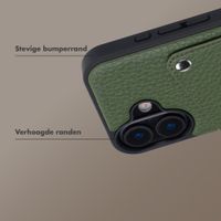 Selencia Riva Backcover met Pashouder Apple iPhone 16 - Sage Green