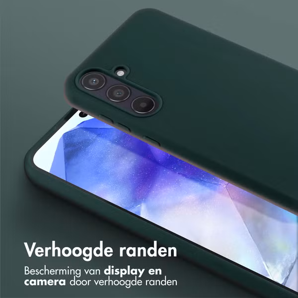 Selencia Siliconen hoesje met afneembaar koord Samsung Galaxy A55 - Donkergroen