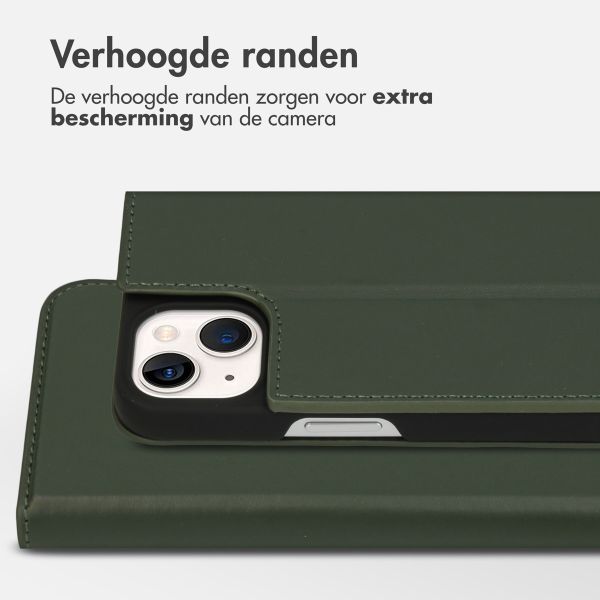 Accezz Premium Leather Slim Bookcase Apple iPhone 13 - Groen