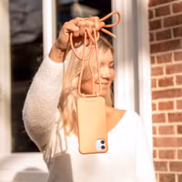 imoshion Color Backcover met afneembaar koord Apple iPhone SE (2022 / 2020) / 8 / 7 - Peach