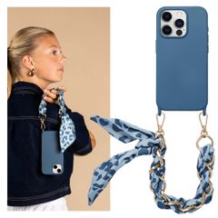 Selencia Backcover met luxe polskoord iPhone 15 Pro - Blauw